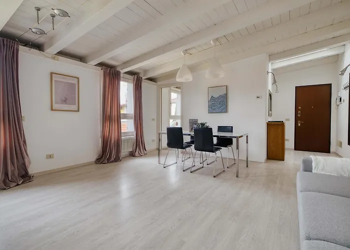 Apartment Bright Flat In The Heart Of Porta Venezia Mailand