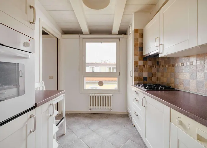 Bright Flat In The Heart Of Porta Venezia * Mailand