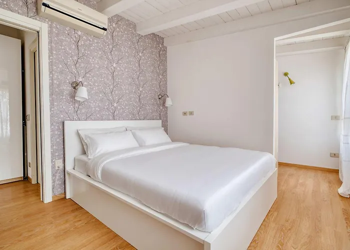 Bright Flat In The Heart Of Porta Venezia * Mailand