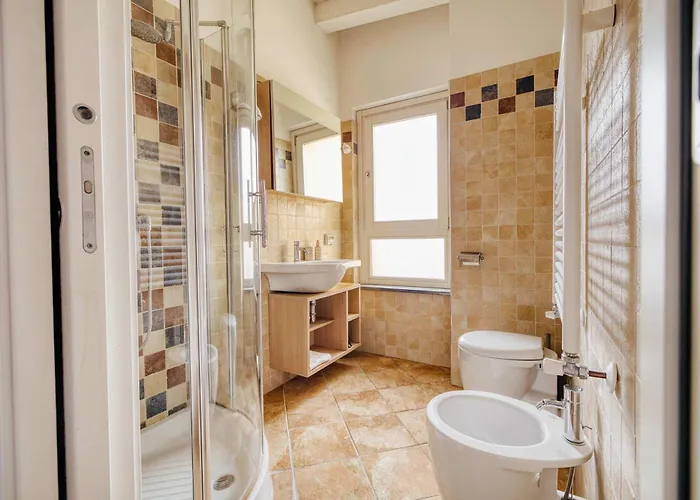 Bright Flat In The Heart Of Porta Venezia Apartment